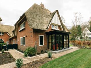 Renovatie en transformatie rijksmonument tot twee luxe woningen